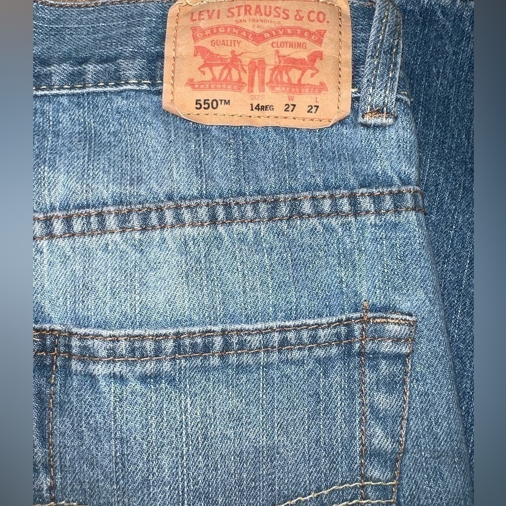LEVI 550 Jeans Womens Relaxed Fit Denim - Picture 4 of 7